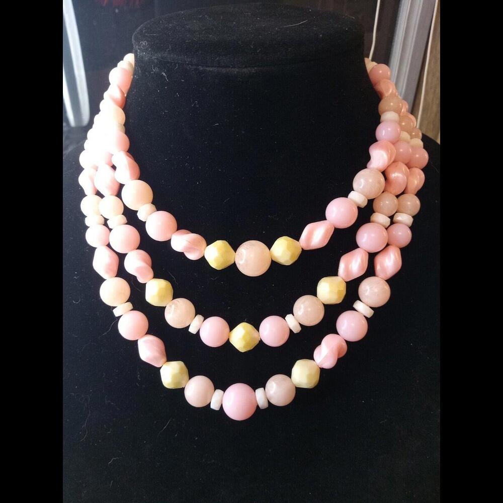 Pink/Cream Three Strands Acrylic Necklace.  Vintage. Beautiful.  60s. Retro